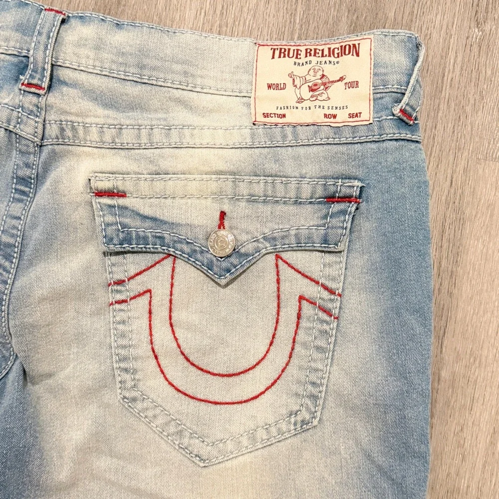 True Religion Ricky Flap Relaxed Straight Big T Straight Jeans Light Blue 36
